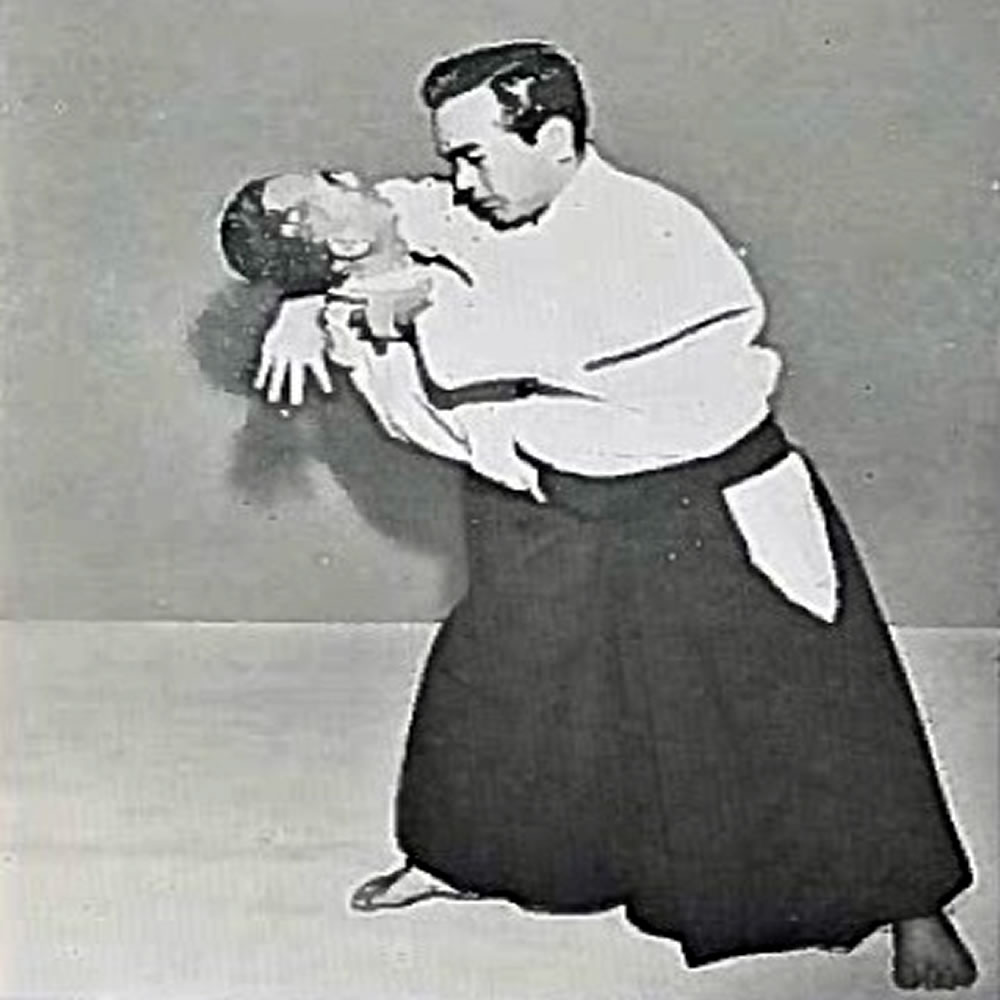 A arte do Aikido foi desenvolvida por Morihei Ueshiba na primeira metade do século vinte, tanto como método de autodefesa quanto como forma de construir caráter e fibra moral em seus praticantes.