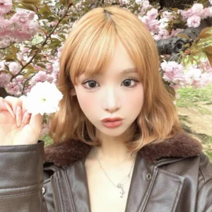 Mina Chan durante transmissão